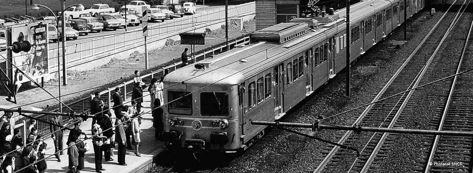 Petits Gris - Z6100 - SNCF - Mobilier vintage Petits Gris - Z6100 - SNCF - Mobilier vintage