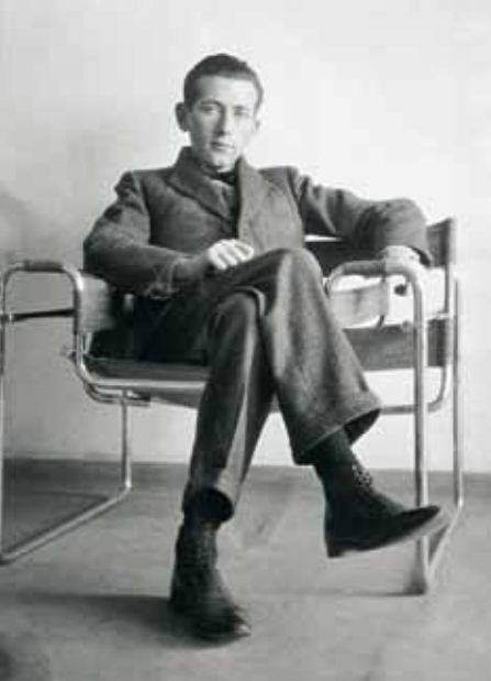 Marcel Breuer - Fauteuil Wassily B3 - Structure d’acier tubulaire - 1926 - Edité par Standard Marcel Breuer - Fauteuil Wassily B3 - Structure d’acier tubulaire - 1926 - Edité par Standard